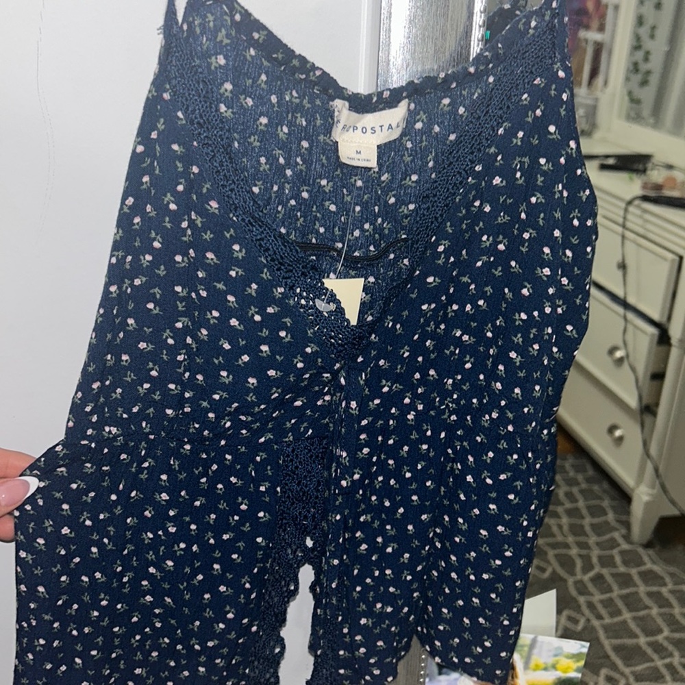 Aeropostale cropped floral tank